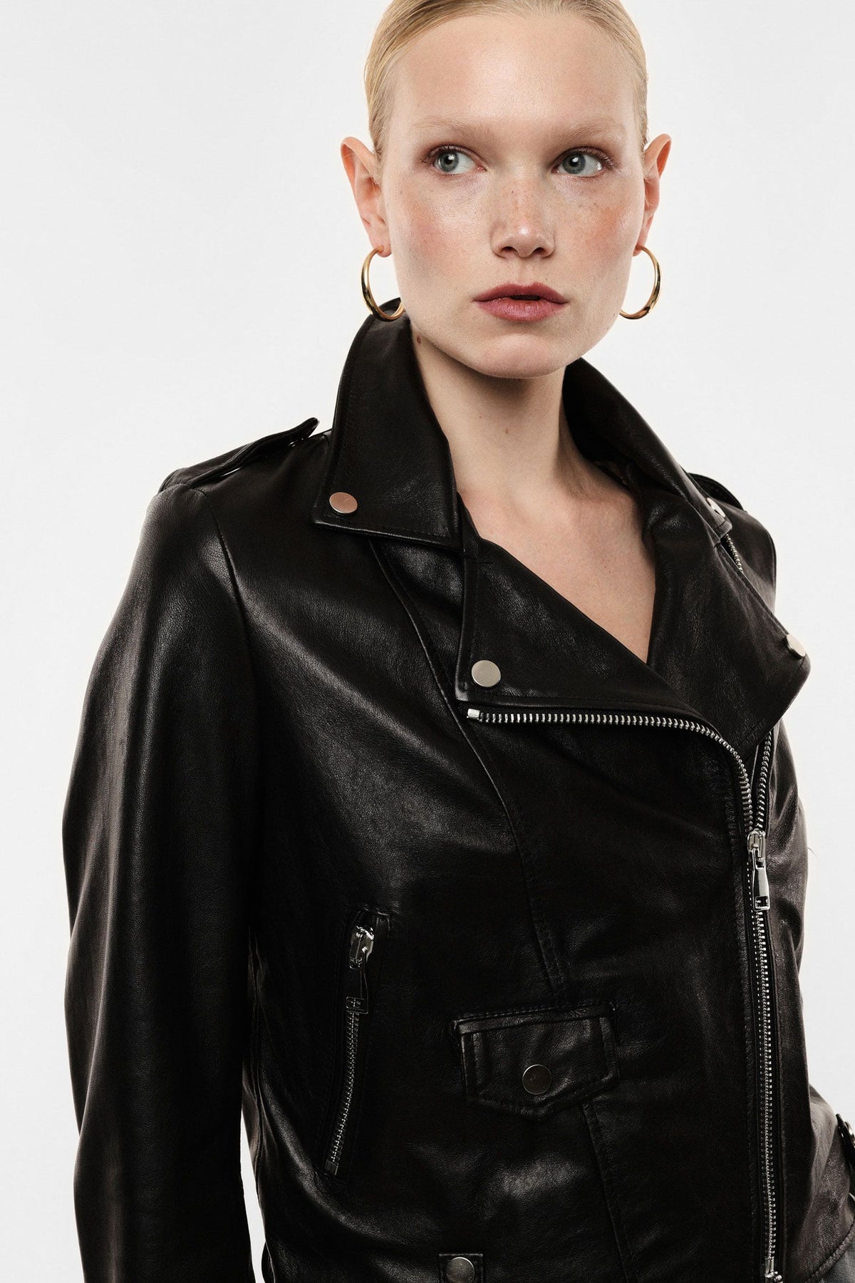 IMPERIAL – Veste en Cuir Noire à Fermeture Zippée Asymétrique