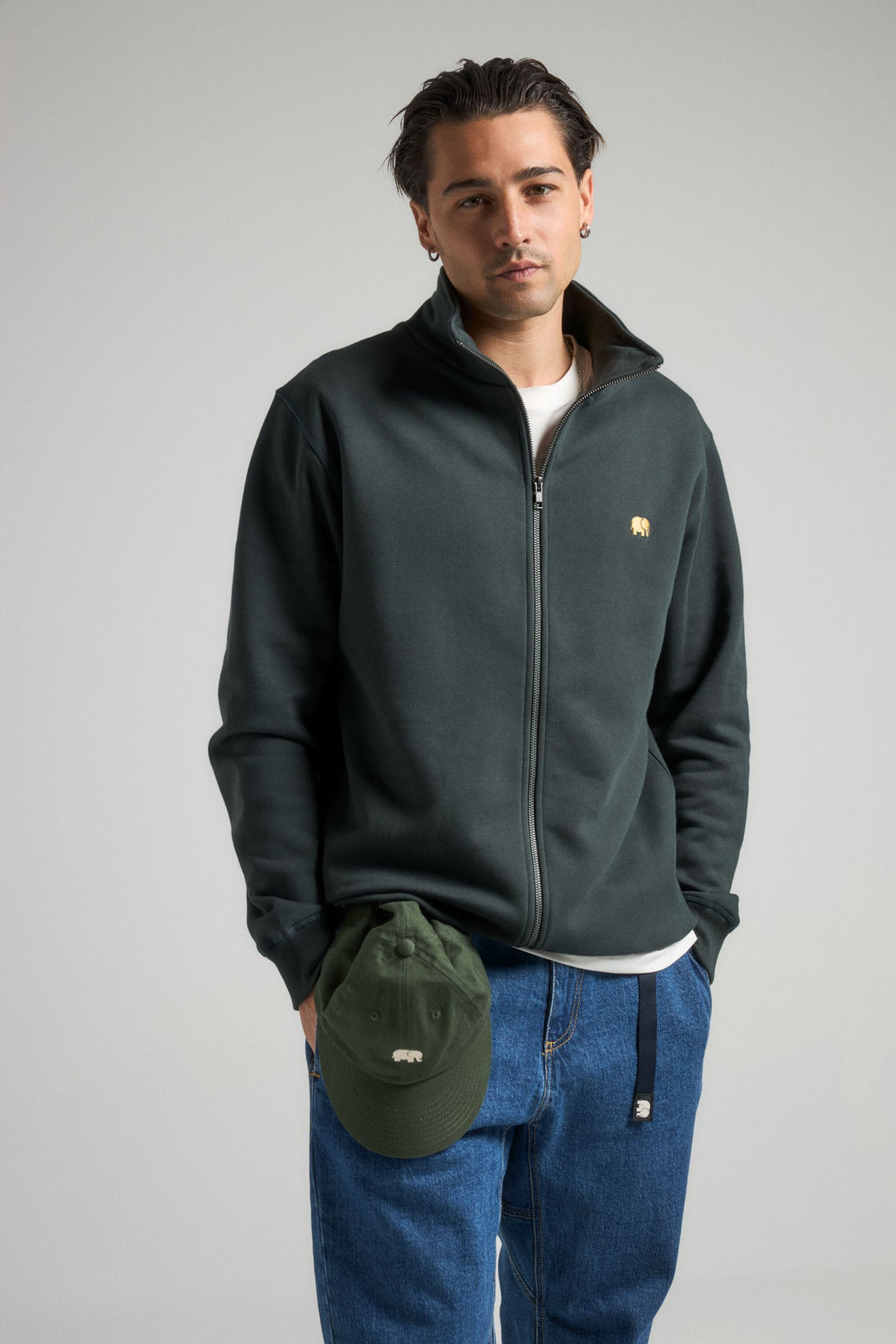 TRENDSPLANT – Sweatshirt Zippé Organic Essential Scarab Green