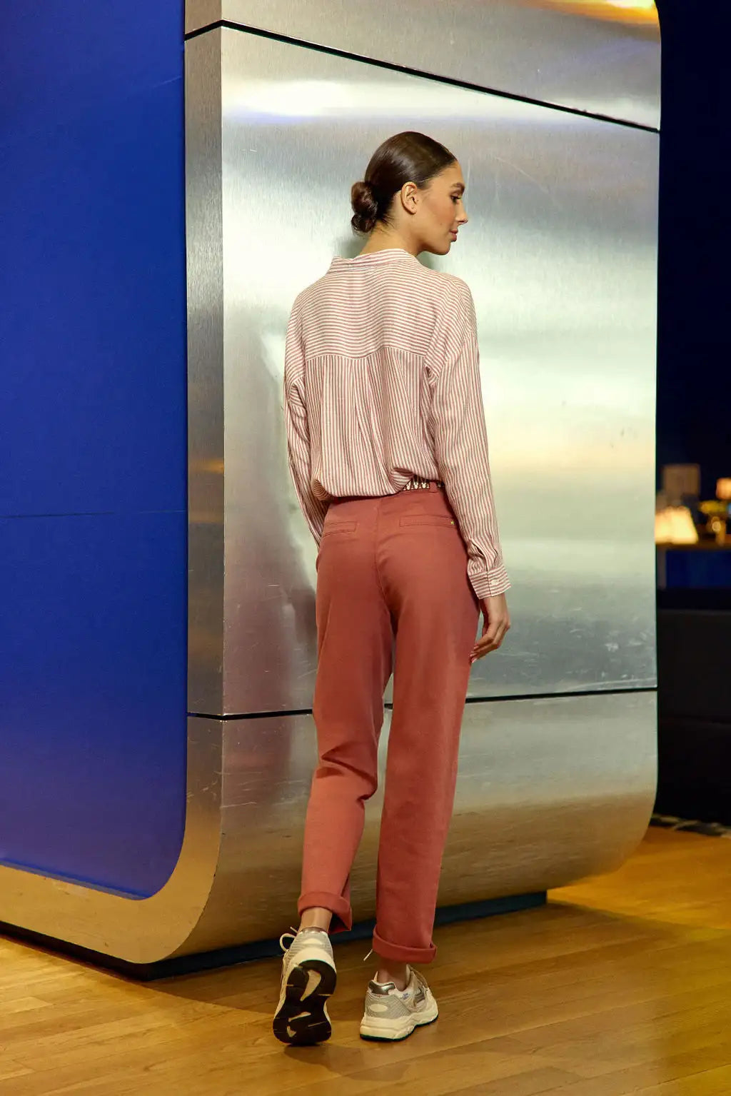LA PETITE ÉTOILE – Pantalon Marisol Droit Taille Haute avec Ceinture Ethnique