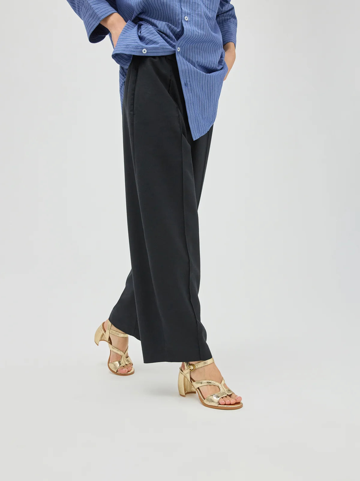 VANESSA WU - Sandales LUNA Curled