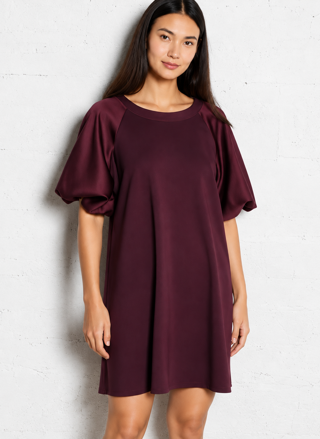 IMPERIAL – Robe Courte Trapèze à Manches Ballon en Satin